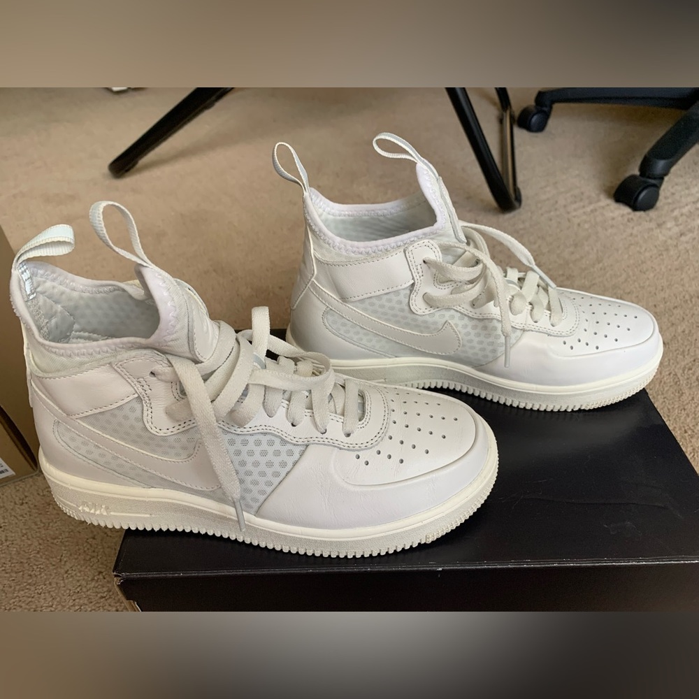 EUC Nike Air Force 1